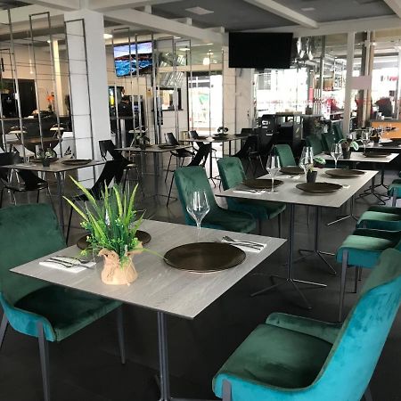Hotel Chips Ferrol 那伦 外观 照片