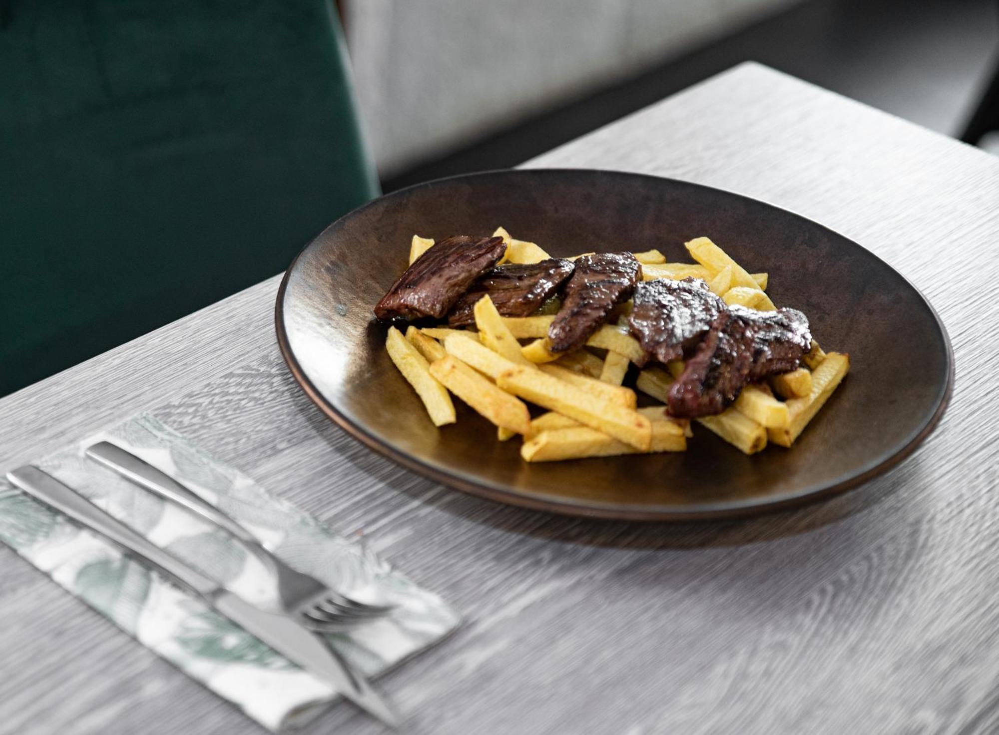 Hotel Chips Ferrol 那伦 外观 照片